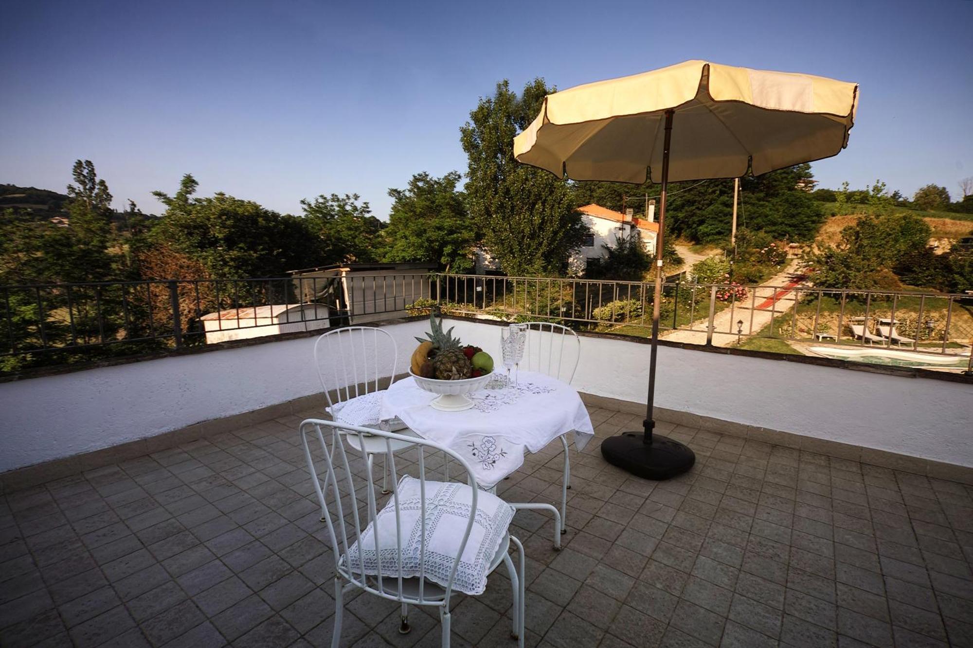 Villa Tamara Country & Spa Suites Montefiore Conca Экстерьер фото